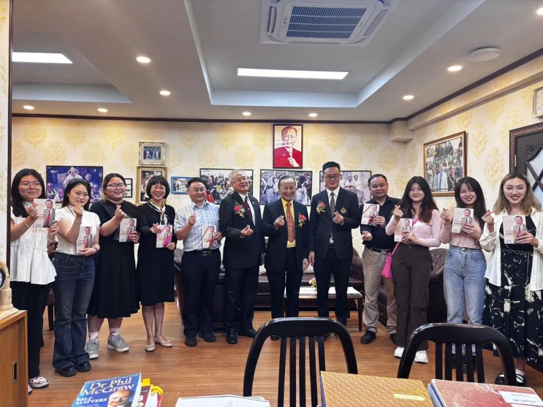 格乐大学迎来重庆师范大学文学院国际中文教育专业师生实训，深化两校合作，携手共促国际中文教育发展！